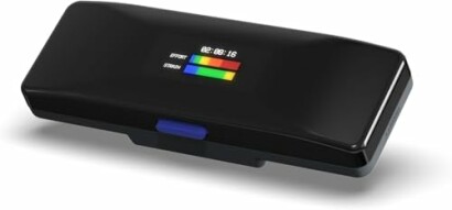 Black fitness tracking device with color display